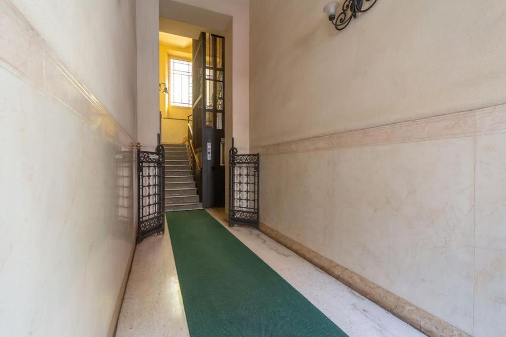 Milano Loft-Hosted By Sweetstay Exterior foto